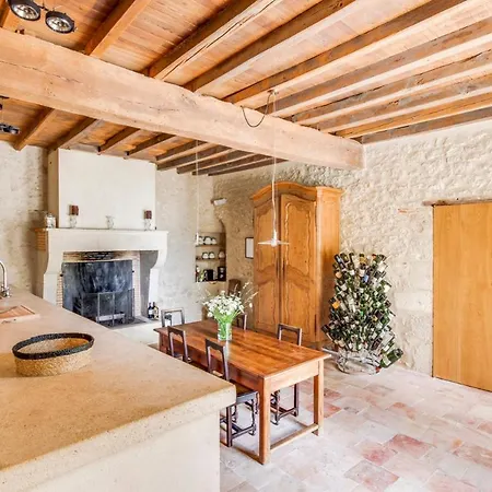 Montignac-le-coq Chateau Sleeps 12 Pool Hébergement de vacances Targon